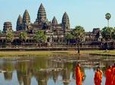 Angkor Wat Excursions with Khmer Lunch and Entrance fee