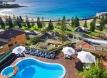 Stay at Crowne Plaza Coogee Beach, Coogee, New South Wales