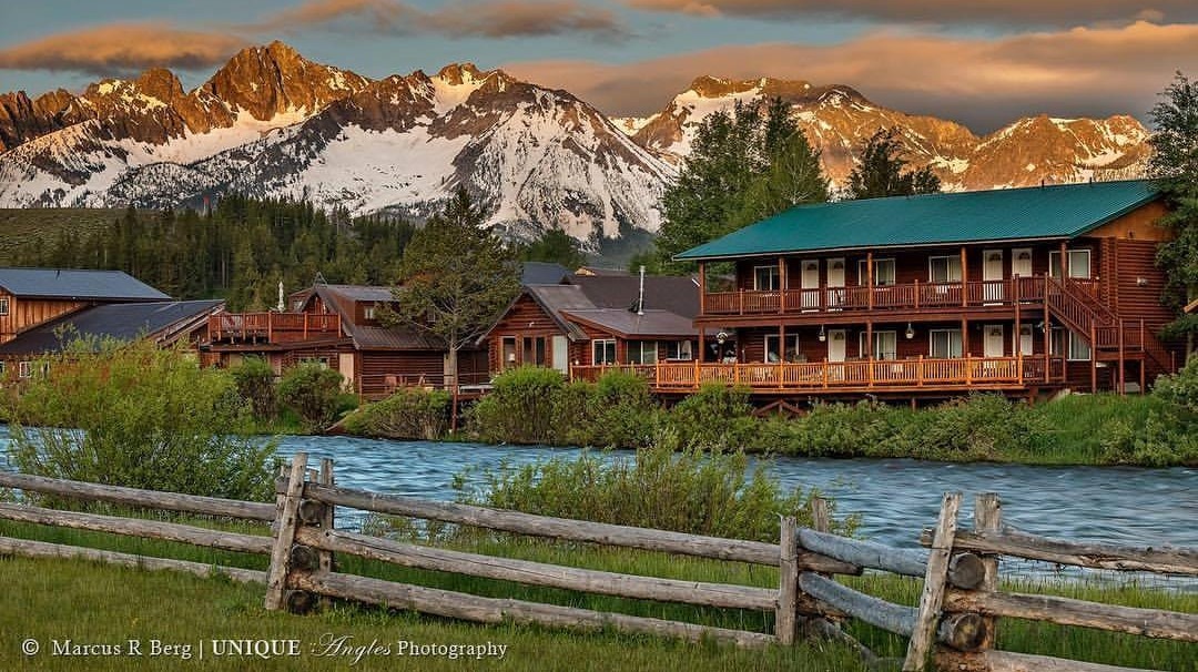 Redfish Lake Lodge