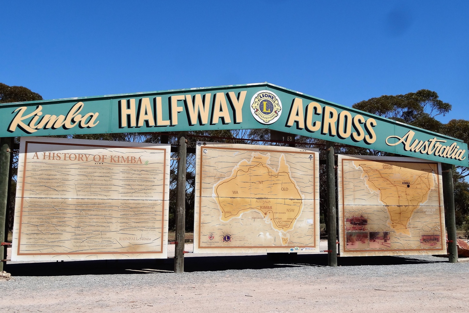 Kimba 'Halfway Across Australia' Sign