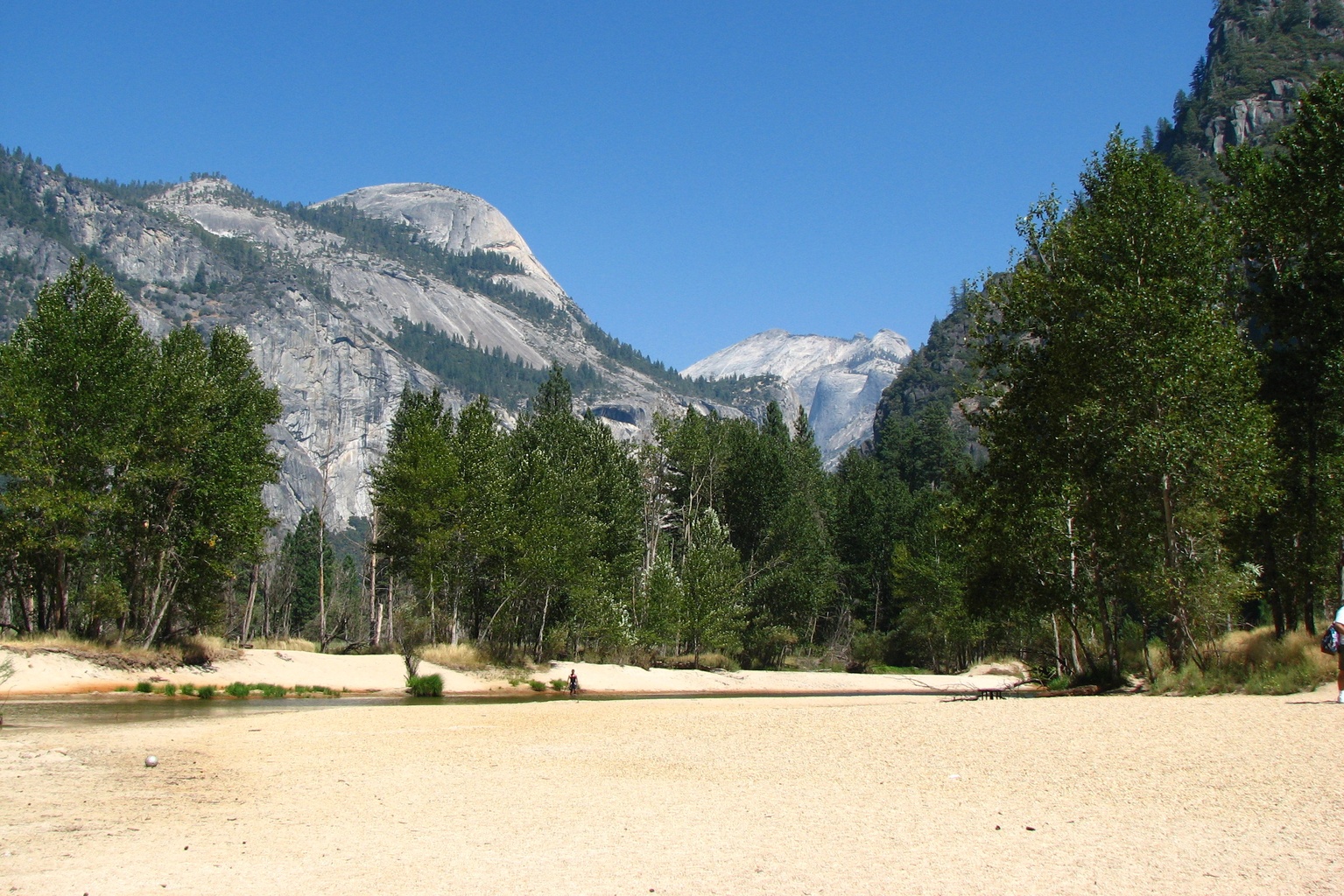 Cathedral Beach Picnic Area