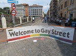 Stroll Gay Street, Rome, Italy
