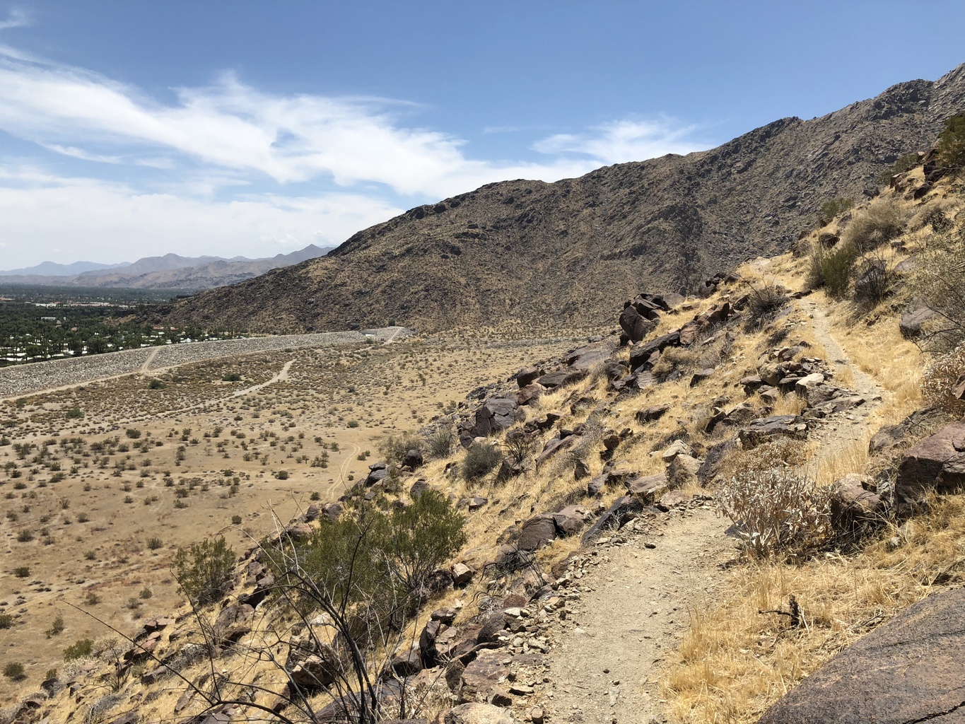 Tachevah Canyon Dry Falls (North Lykken Trail)