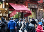 Eat Pizza at Pizzeria I Decumani, Naples, Italy