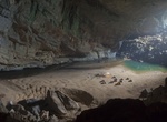 Explore Hang En Cave, Phong Nha, Viet Nam