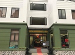 Stay at Central Backpackers Hostel, Cat Ba, Viet Nam