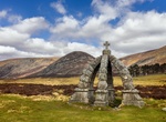 Visit The Queen's Well, Scotland