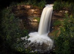 See Minnehaha Falls, Minnesota