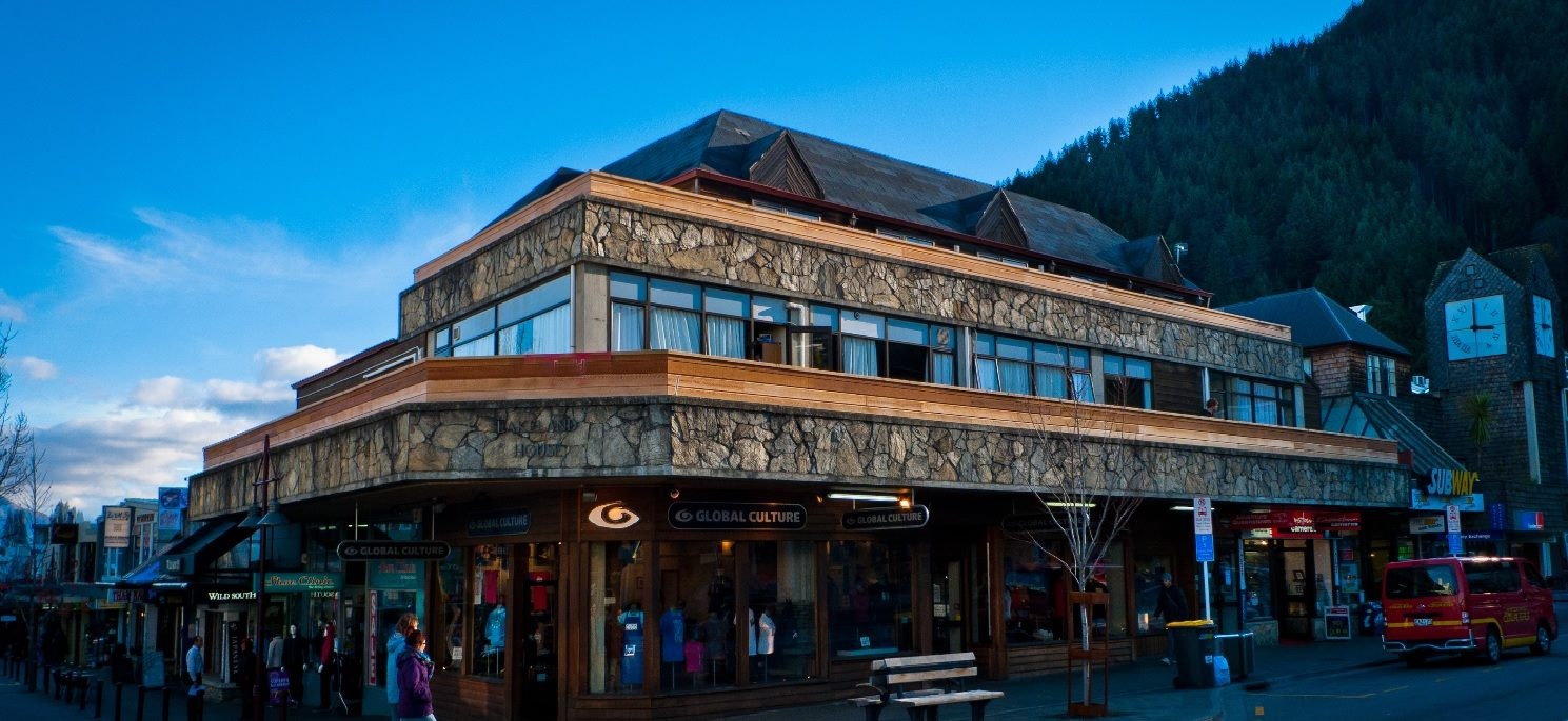 Adventure Queenstown Hostel