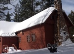 Stay at Keller Peak Ski Hut, Running Springs, California