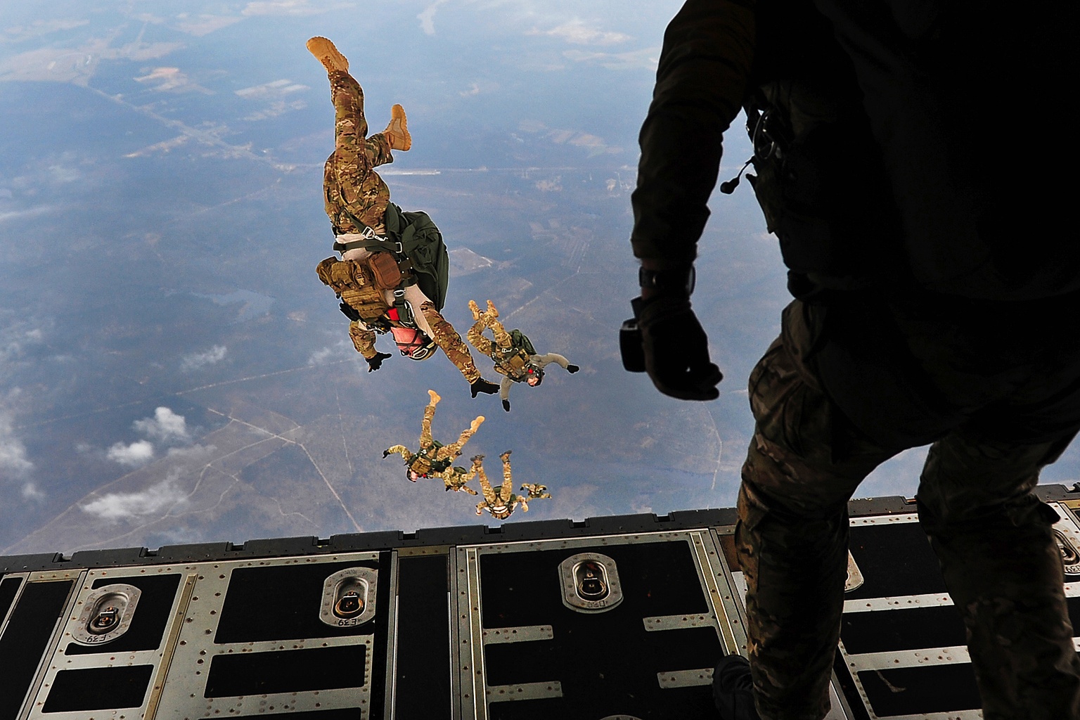HALO (High Altitude Low Opening) Parachuting
