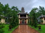 Visit Bao Quoc Pagoda, Huế, Vietnam