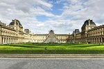 Discover the secrets of the Louvre