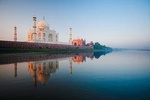 Agra Fatehpur Sikri tour Same Day by Private Car With Breakfast and Lunch