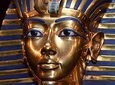 Layover tour to Egyptian Museum, Giza pyramids & Bazaar from Cairo airport