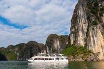 Ha Long Bay Full Day Tour : Kayak,Cave Explore,Swimming from Tuan Chau Island