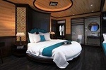 Luxury Moon Suite Cabin to Halong Bay and Lan Ha Bay 