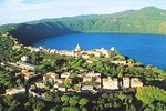 Roman Castles & Lakes Private Guided Tour with Wine Tasting Lunch & hotel pickup