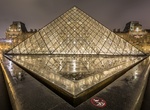 Visit Louvre Pyramid, Paris, France