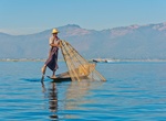Spot Traditional Fishermen on Inle Lake, Inle Lake, Myanmar