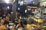 Small-group: Hanoi Old Quarter Street Food Walking Tour