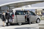 BEST PRICE Private Airport Transfer per CAR with Tax & Insurance (Oneway)
