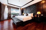 SMALL GROUP - CHARTER BOAT Halong & Bai Tu Long Bay ALL INCLUSIVE 1-NIGHT