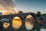 Shanghai Private 7 Hours Tour: Zhujiajiao and One More Attraction in Downtown