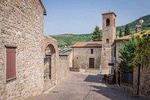 Castle, medieval village, olive oil mill, Venetian baroque garden private tour