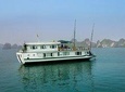 1-NIGHT SMALL BOAT Halong Bay - ALL INCLUSIVE - Kayaking, Cave, Floating Village