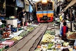 Damnoen Saduak Floating Market & Maeklong Railway Market Tour (Multi Languages)