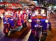 Bangkok Night Lights: Temple & City Tour by Tuk Tuk (Multi Languages)
