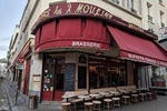Paris Romantic Private Tour: Lovers Montmartre Exploration Game
