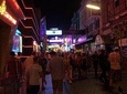 Hamburg: Red- & Bluelight - Private guided Reeperbahn Tour 