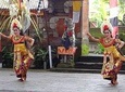 Private : Barong Dance and Kuta Beach Tour