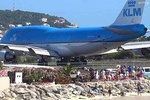 Maho Beach Extreme Jet Blast