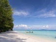 Phi Phi & Bamboo Islands Full-Day Tour by Speedboat