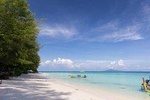 Phi Phi & Bamboo Islands Full-Day Tour by Speedboat