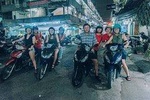 Saigon Highlights and Street Food Tour with Local Student
