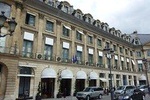 Through Paris in the footsteps of Audrey Hepburn Walking Audio Tour