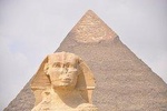 Private Tour to Giza Pyramids, Sphinx, Sakkara and Bazaar 