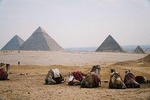 Private Tour to Giza Pyramids, Sphinx, Egyptian Museum, and Bazaar