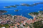 GROUP PRICE PRIVATE BOAT TOUR max 8 from Split to Blue Cave 5 Islands tour