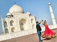 Taj Mahal Tour - Love Moment 
