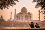 Private 2-Day Agra Overnight Taj Mahal Tour from Delhi