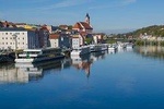 Scenic transfer from Prague to Passau with 4 hours sightseeing in Cesky Krumlov