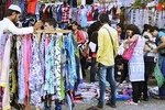 Mumbai Shopping Tour in Private Vehicle