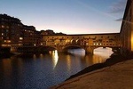 Skip the line: Uffizi and Accademia small group hidden street walking tour 