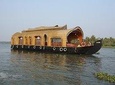 3 Nights 4 Days Munnar Alleppey Private Tour with Exclusive Houseboat Stay
