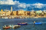 Walking tour of Bari & food tasting *private tour*